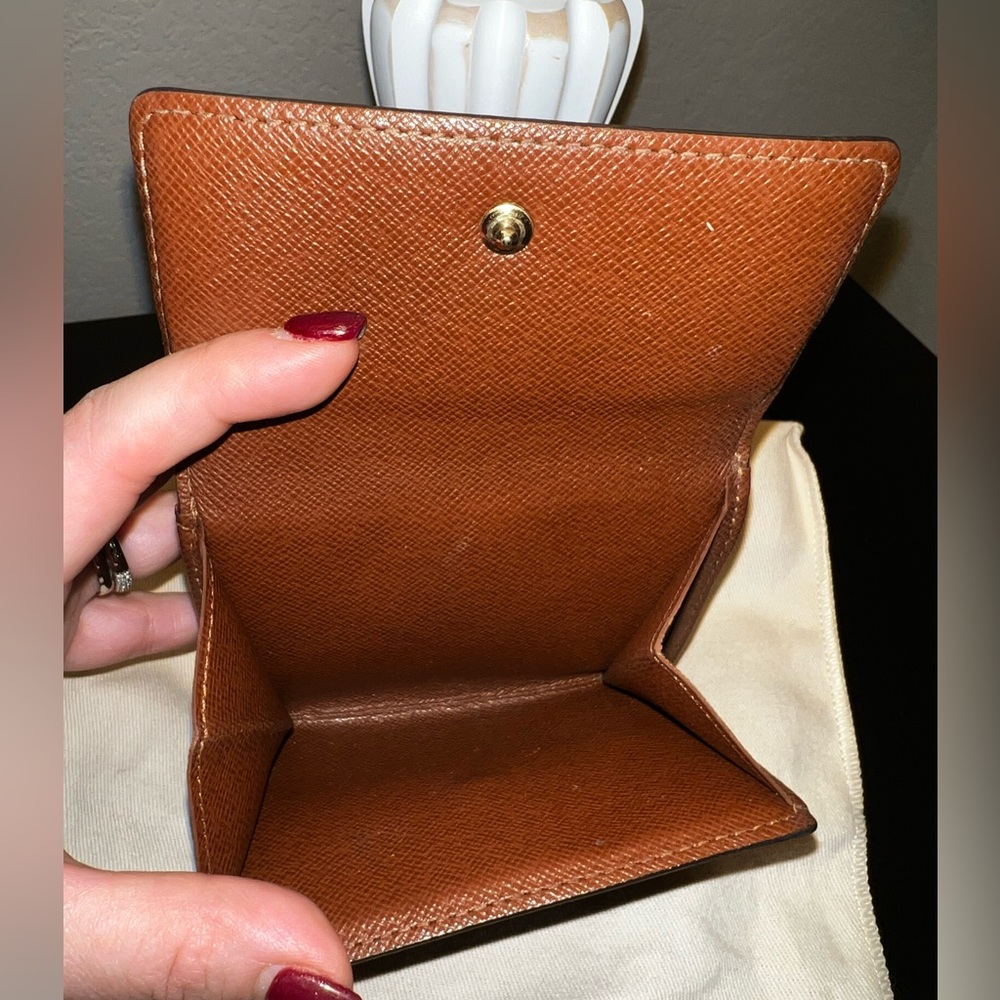 LV Wallet Authentic - Picture 6 of 11